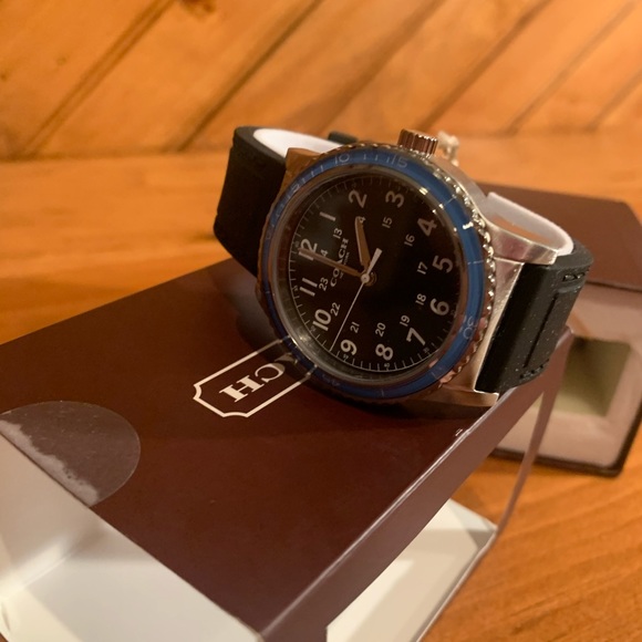 Coach Analog Casual New York Black Men's Watch Rubber - Picture 9 of 12